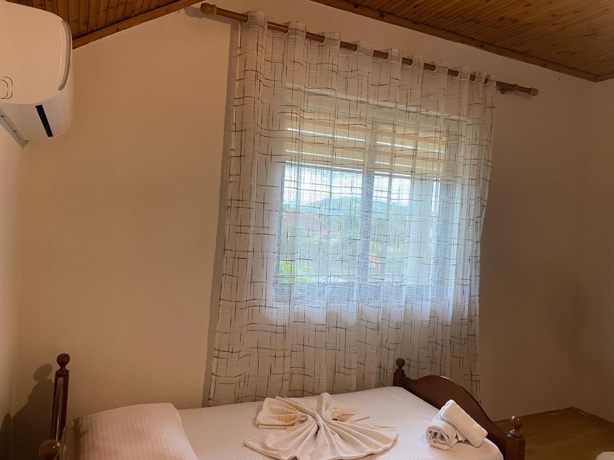 The Hideaway Guesthouse Bahçallëk Buitenkant foto