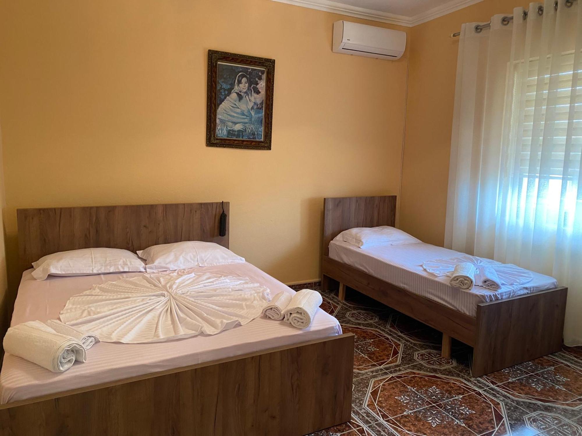 The Hideaway Guesthouse Bahçallëk Buitenkant foto