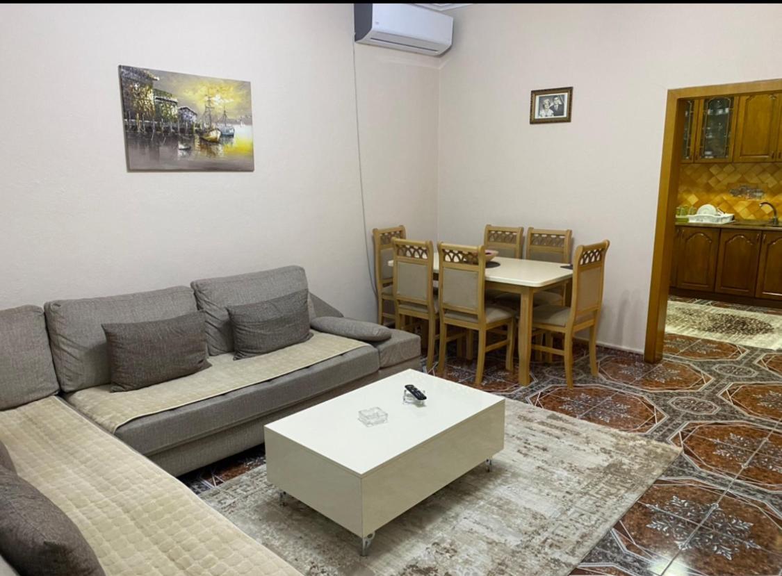 The Hideaway Guesthouse Bahçallëk Buitenkant foto