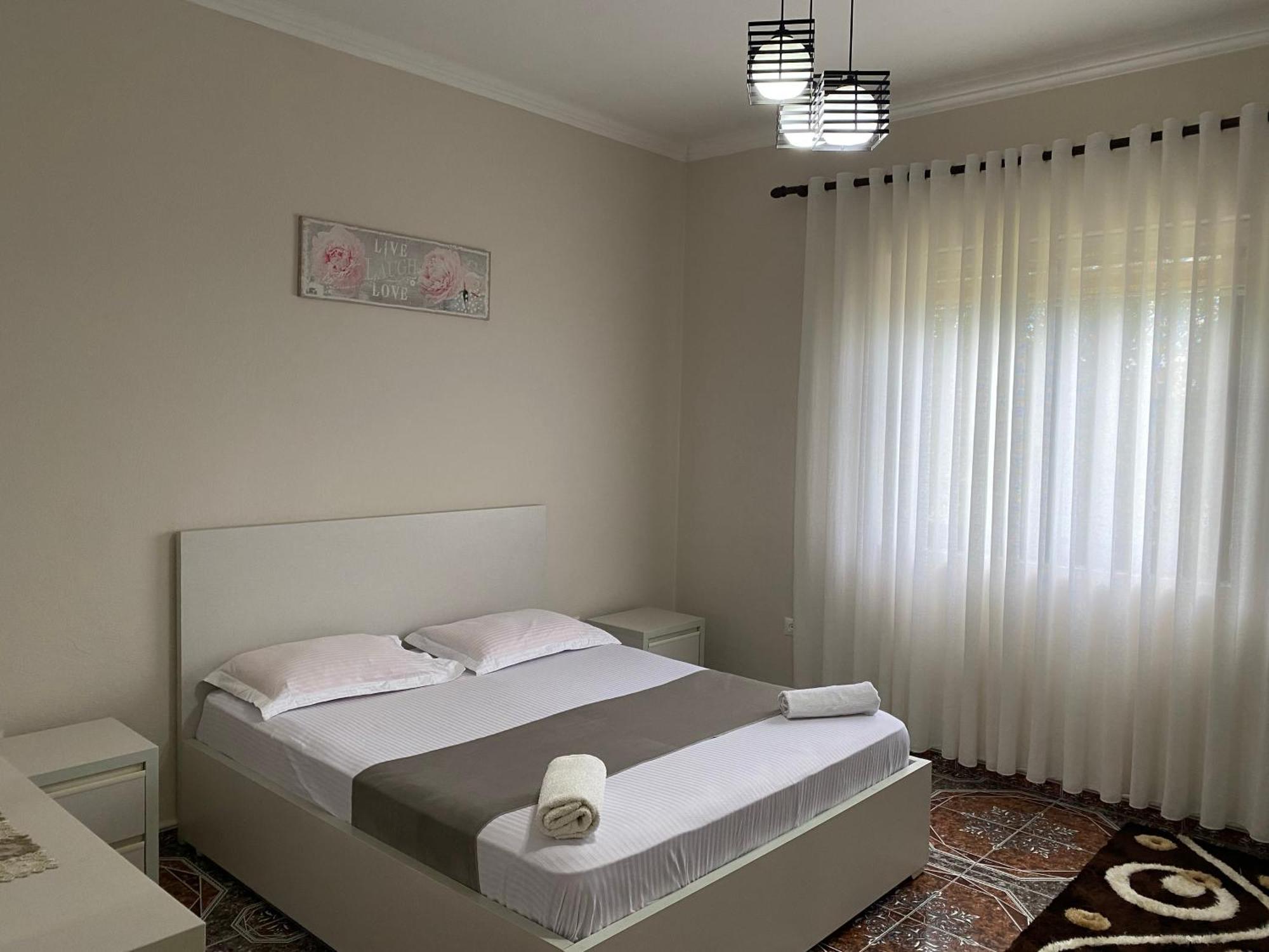 The Hideaway Guesthouse Bahçallëk Buitenkant foto
