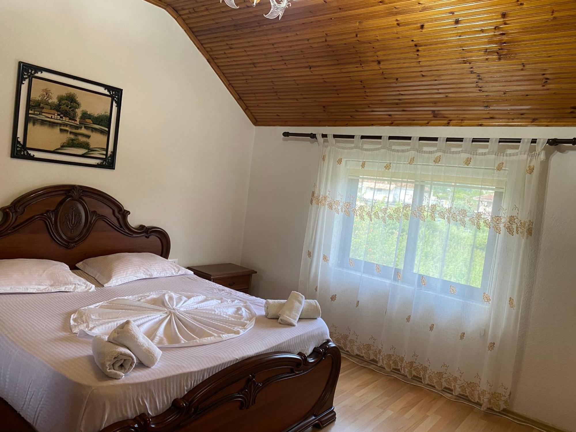 The Hideaway Guesthouse Bahçallëk Buitenkant foto